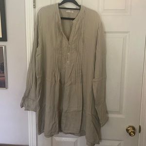 Free People Yoko Tunic, size L, sage green. 100% cotton. NWOT! Comfy and cute!